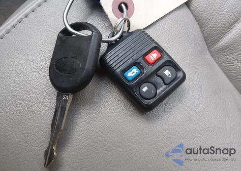 2010 Mercury Grand Marquis Ls (Fleet Only) из США, поврежденный, VIN 2MEBM7FV4AX633790